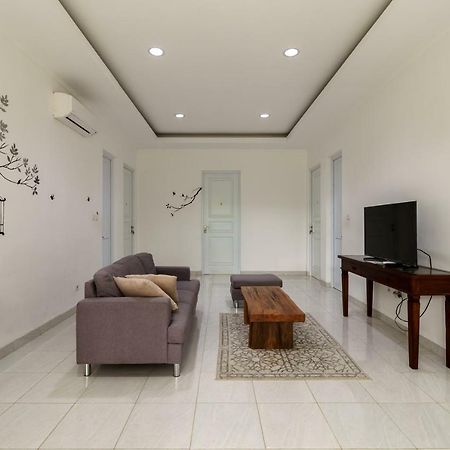 Reddoorz Plus Near Exit Toll Puncak 2 Bogor Esterno foto