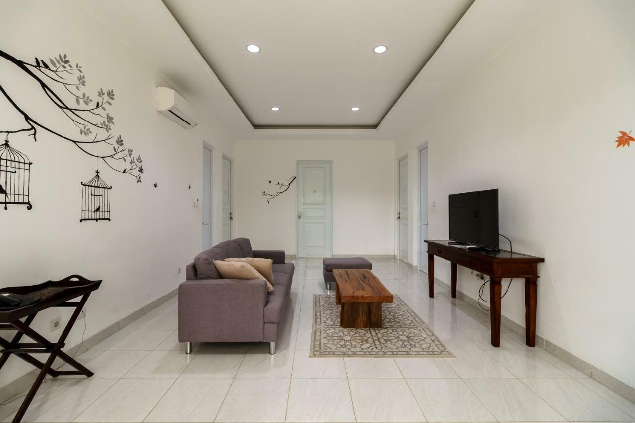 Reddoorz Plus Near Exit Toll Puncak 2 Bogor Esterno foto