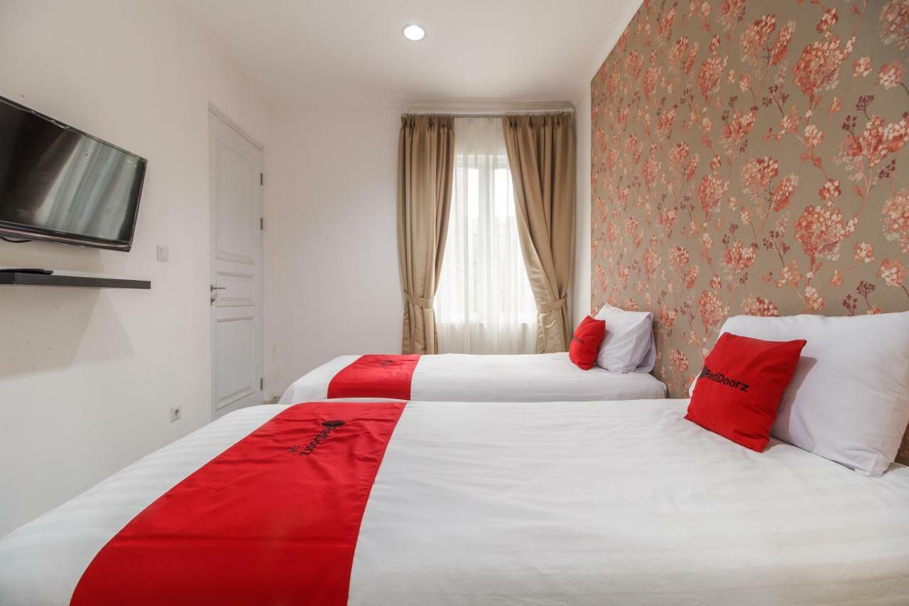 Reddoorz Plus Near Exit Toll Puncak 2 Bogor Esterno foto